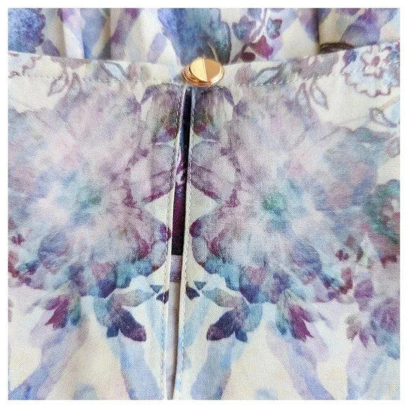 SOFT SURROUNDINGS Floral Pleated Top Size S - Picture 10 of 10